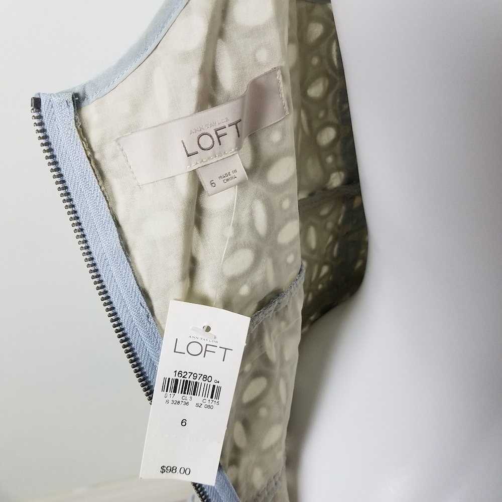 𝅺Ann Taylor Loft Eyelet Fit and Flare Baby Blue Lined Sleeveless Dress Size 6 - Picture 7 of 7